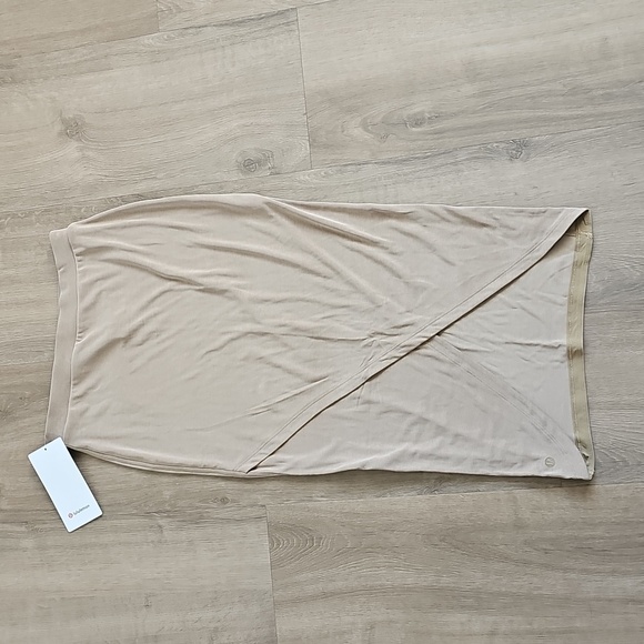 Lululemon Drapey Softstreme Column Midi Skirt Filbert Tan Size Small
